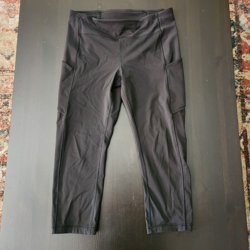 Lululemon Speed Up Crop 21"